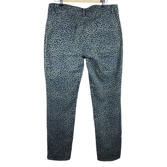 Talbots Signature Green Leopard Print Straight Leg Cotton/Spandex Blend Pants - Picture 6 of 10